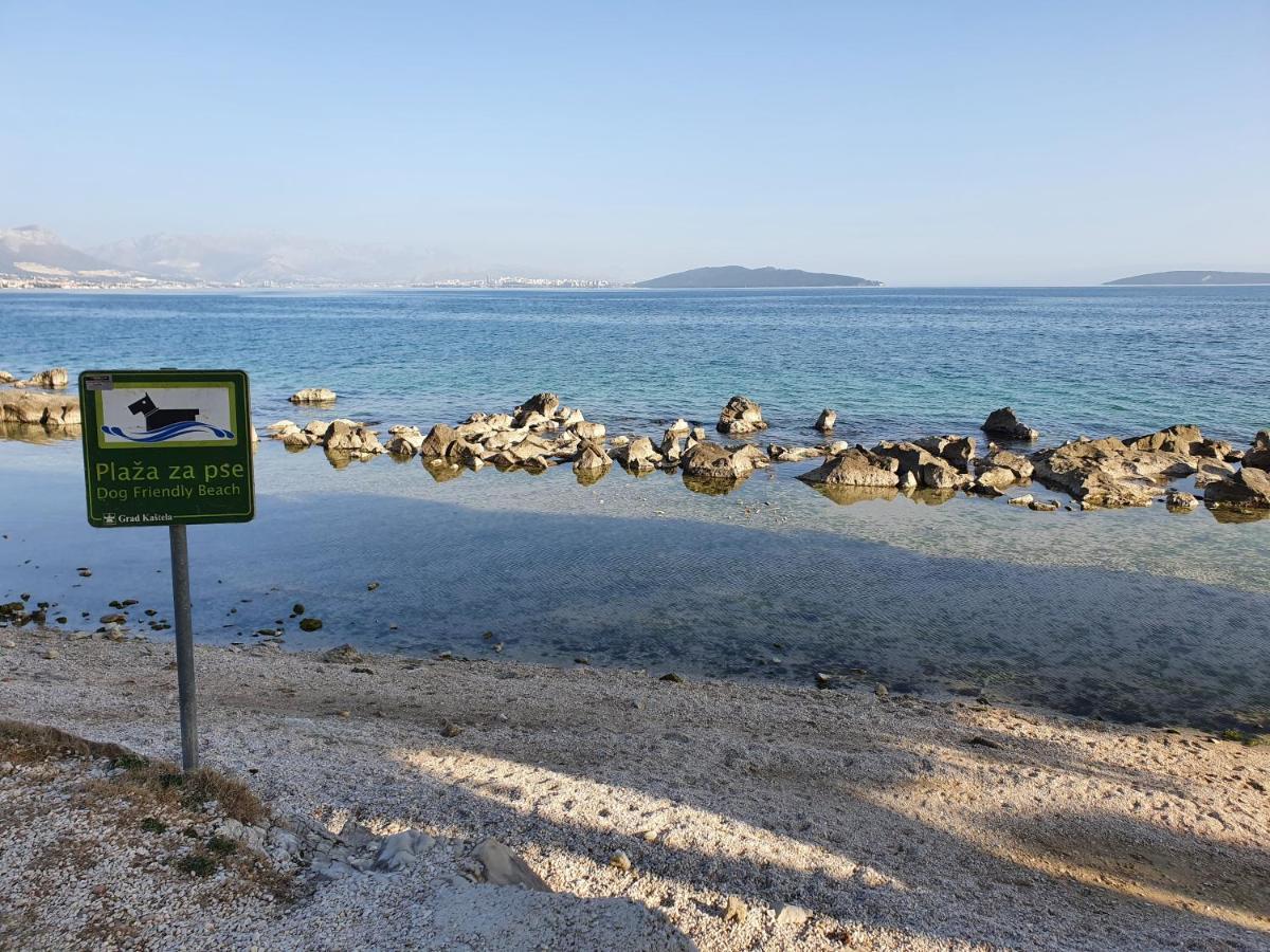 Green Apartment Kastela Exterior photo